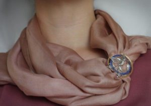 Сонник золота Брошка з камінням бачити уві сні до чого сниться?
