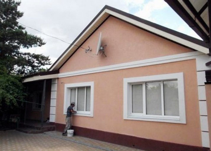 Утеплювачі і штукатурки для мокрого фасаду