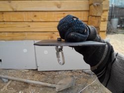 Майструємо своїми руками: оголовок на свердловину