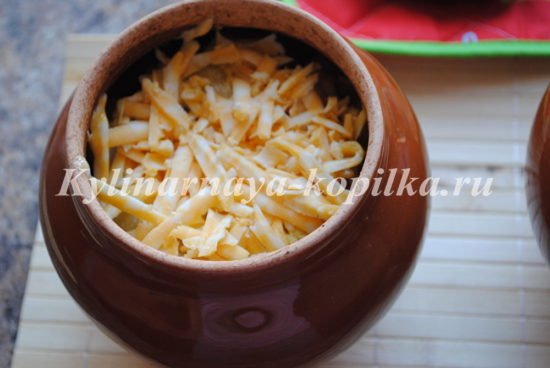 Печеня з мясом, грибами і картоплею в духовці: рецепт з фото