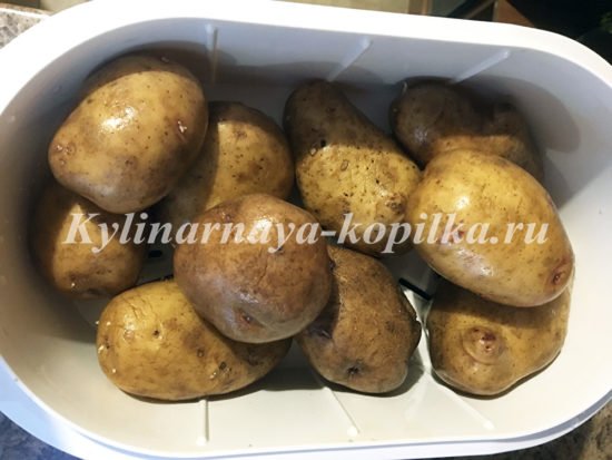 Човники з картоплі з начинкою: рецепт з фото