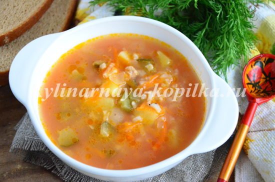 Розсольник з рисом і солоними огірками: рецепт з фото