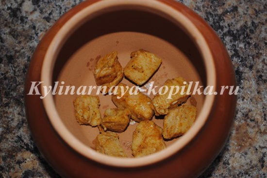 Печеня з мясом, грибами і картоплею в духовці: рецепт з фото