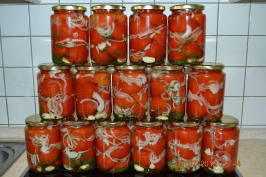 Помідори на зиму: рецепти з фото «Пальчики оближеш»