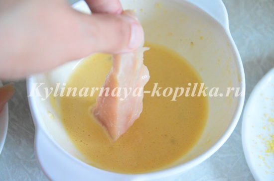 Куряча грудка в клярі на сковороді: рецепт з фото