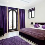 Розкіш і вишуканість фіолетовою спальні