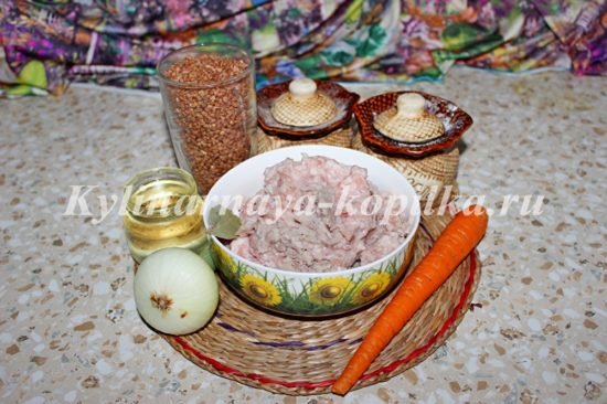 Гречка з фаршем на сковороді: покроковий рецепт з фото