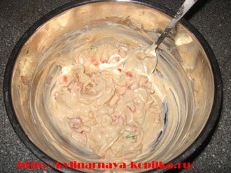 Запечене мясо з картоплею в духовці. Страва з конини