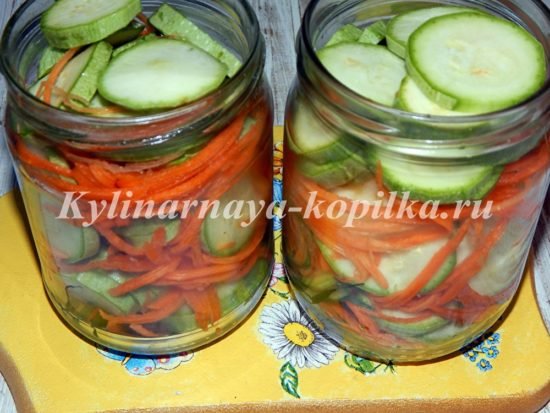 Кабачки на зиму з морквою і часником