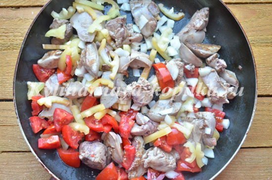Як приготувати печінку курячу щоб була мяка і соковита на сковороді