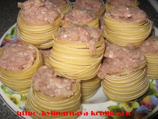 Страви з макаронів в мультиварці