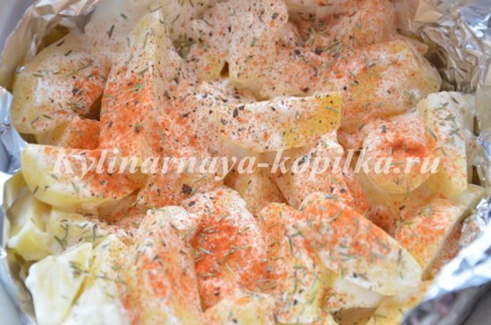 Картопля в духовці з майонезом і часником: рецепт з фото