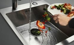 Подрібнювач (діспоузер) для харчових та органічних відходів. Як вибрати і встановити прилад на раковину