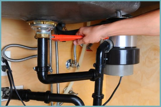 Подрібнювач (діспоузер) для харчових та органічних відходів. Як вибрати і встановити прилад на раковину