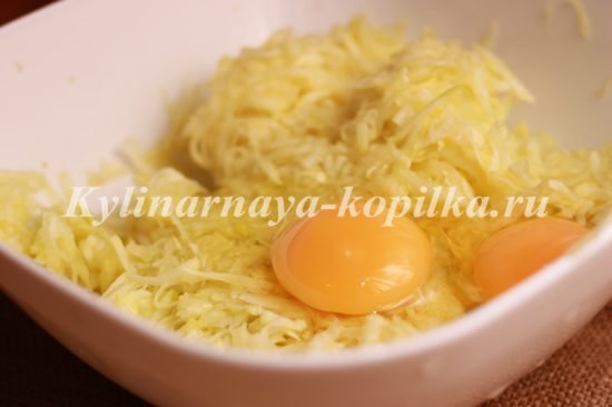 Кабачкові оладки: рецепт з фото покроково