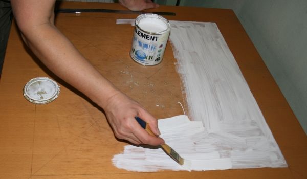 Як відреставрувати стіл з допомогою декупажу: ідеї, покрокова інструкція, фото і відео