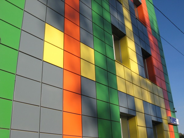 Вентильовані фасади – все про технологію облицювальну