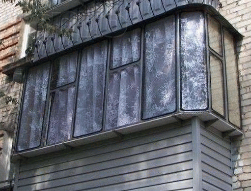 Балконні рами: установка своїми руками