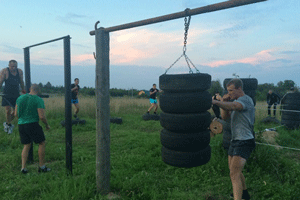 Турнік своїми руками: варіанти збірки для будинку і вулиці