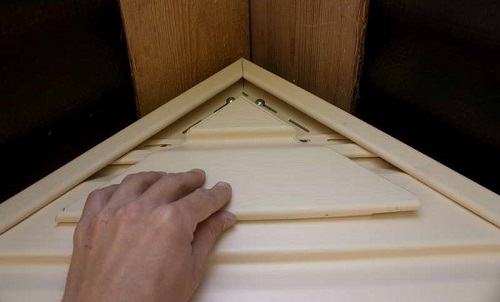 Монтаж вінілового сайдинга: детальна і зрозуміла інструкція Монтаж вінілового сайдинга: детальна і зрозуміла інструкція