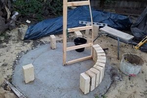 Як побудувати тандир з цегли: технологія кладки і схема установки з фото