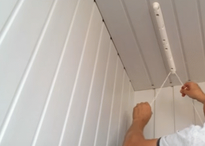 Стельова сушарка для білизни на балкон — 25 етапів самостійної установки