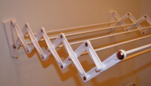 Сушарка для білизни на балкон — огляд 4 найбільш популярних рішень