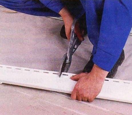 Монтаж сайдинга навколо вікна: корисні рекомендації від фахівців