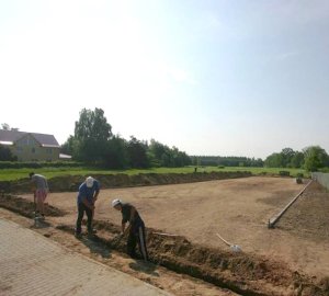 Як зробити экопарковку на дачі своїми руками — відео