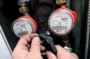 Установка лічильників води в квартирі своїми руками: які правила і скільки коштує?