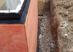 Утеплюємо фундамент піноплекс: порядок робіт і важливі особливості