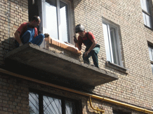 Як збільшити балкон: поради майстра