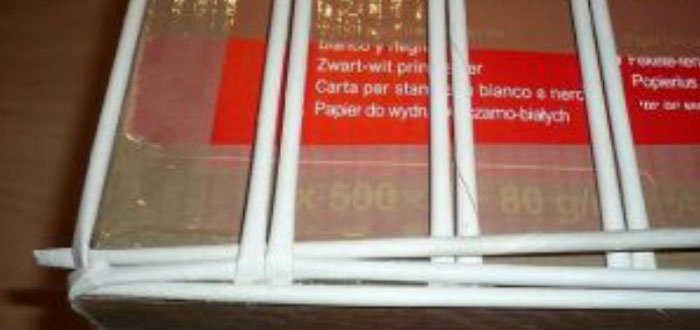 Кошик для білизни з газетних трубочок, етапи виготовлення