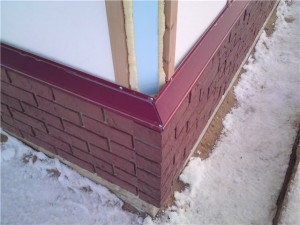 Оздоблення цоколя сайдингом: правила пристрою надійного підстави