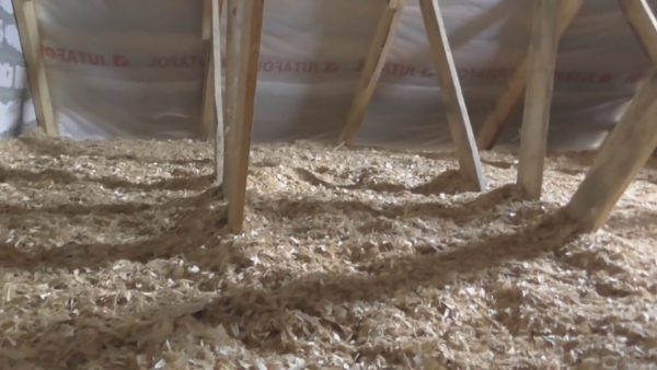 Утеплення стелі в приватному будинку своїми руками — 4 ефективних способу з покроковими інструкціями