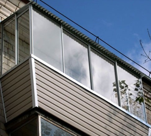 Алюмінієве скління балконів — 5 основних етапів робіт