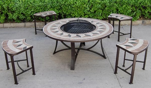 Як зробити круглий стіл: ідеї, матеріали, покрокова інструкція, фото і відео