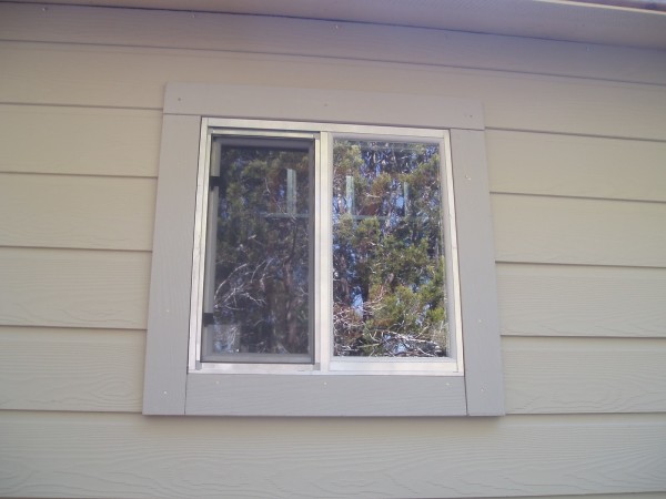 Як обшити будинок сайдингом без сторонньої допомоги і зайвих витрат Як обшити будинок сайдингом без сторонньої допомоги і зайвих витрат