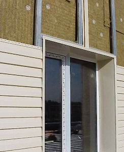 Монтаж сайдинга навколо вікна: техніка виконання робіт Монтаж сайдинга навколо вікна: техніка виконання робіт