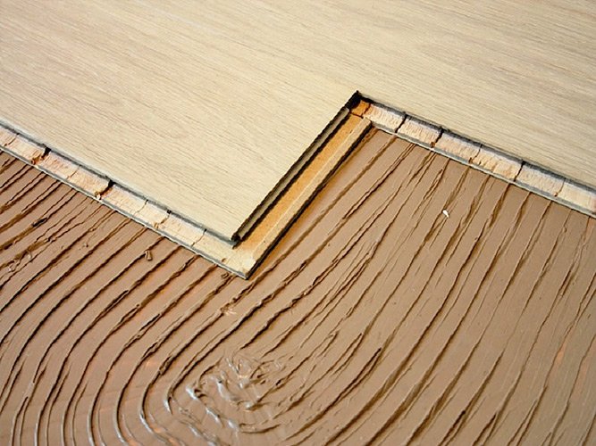 Інструкція з укладання паркетної дошки — від підготовки до монтажу