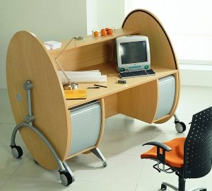 Як зробити компютерний стіл: ідеї, креслення з розмірами, покрокова інструкція, фото і відео