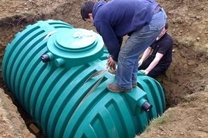 Бочки для води на дачу: різновиди виробів, призначення і особливості вибору