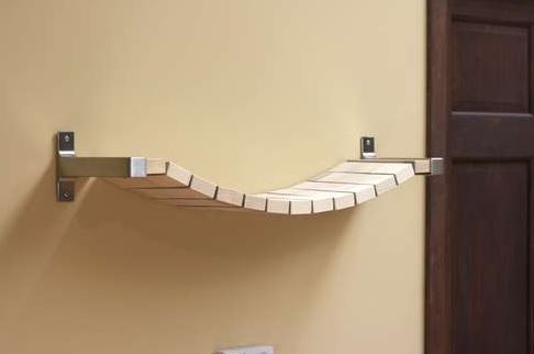 Як зробити полицю на стіну своїми руками з дерева і скла?