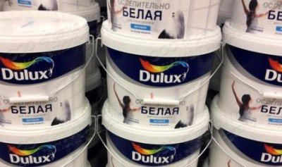 Якою фарбою пофарбувати стіни у ванній кімнаті і як правильно своїми руками?