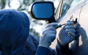 Сонник Нова Машина: шикарна білого, чорного, синього кольору уві сні