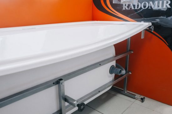 Ванни Радомир: характеристика виробів, модельний ряд, відгуки