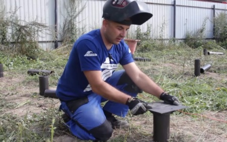 Фундамент будинку на гвинтових палях: всі 4 етапи пристрою підстави