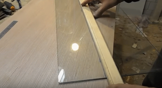 Як зробити полицю на стіну своїми руками: 3 простих варіанти для новачка