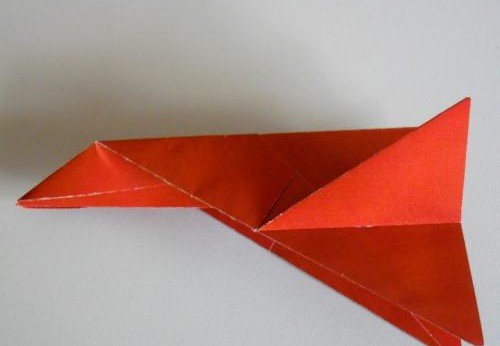 Як зробити паперовий літачок, який довго літає: варіанти моделей, покрокові схеми, фото і відео