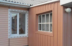 Вертикальний сайдинг: дизайнерські можливості і характеристики Вертикальний сайдинг: дизайнерські можливості і характеристики